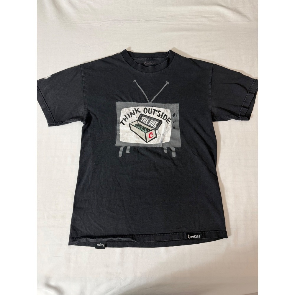 Cookies SF Think Outside The Box TV Graphic T-Shirt Mens Medium Black Streetwear
